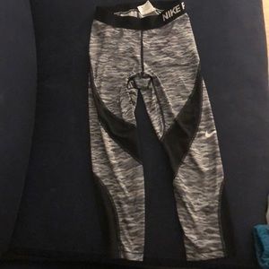 Nike Pro Patterned Leggings